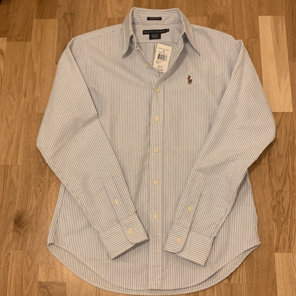 Ralph Lauren blue and white striped button down for women. Size 4, NWT’s!